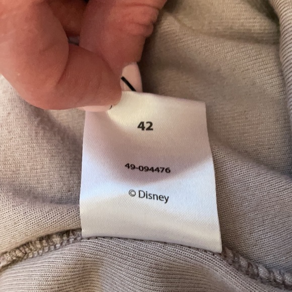 Hooded Sweatshirt and Sweatpants. - Picture 8 of 8